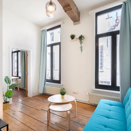 Appartement Large Authentic *
