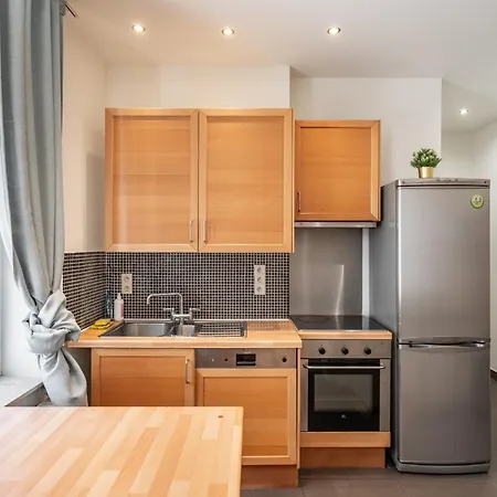 Apartment Large Authentic